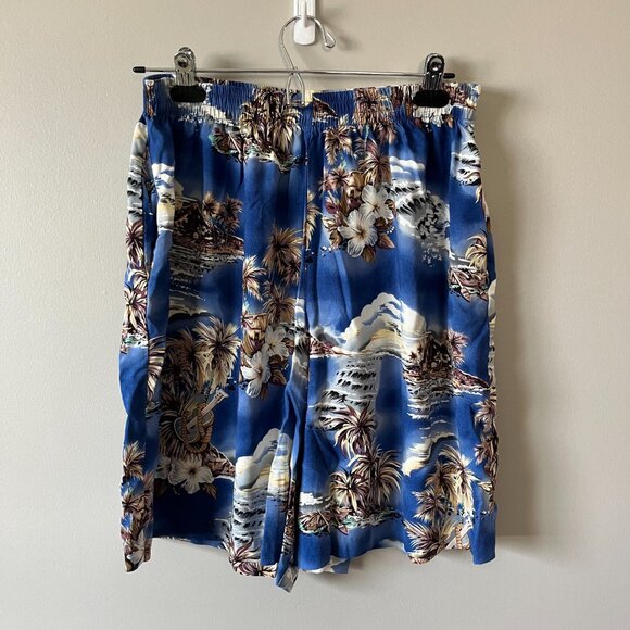 Hilo Hattie blue Hawaiian floral shorts - Picture 2 of 8